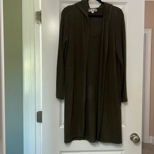 Womens xl hooded kimono sweater. Like new. Smoke free